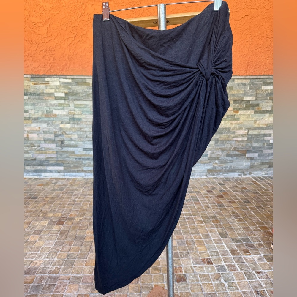 Charlotte rouse assymetrical skirt